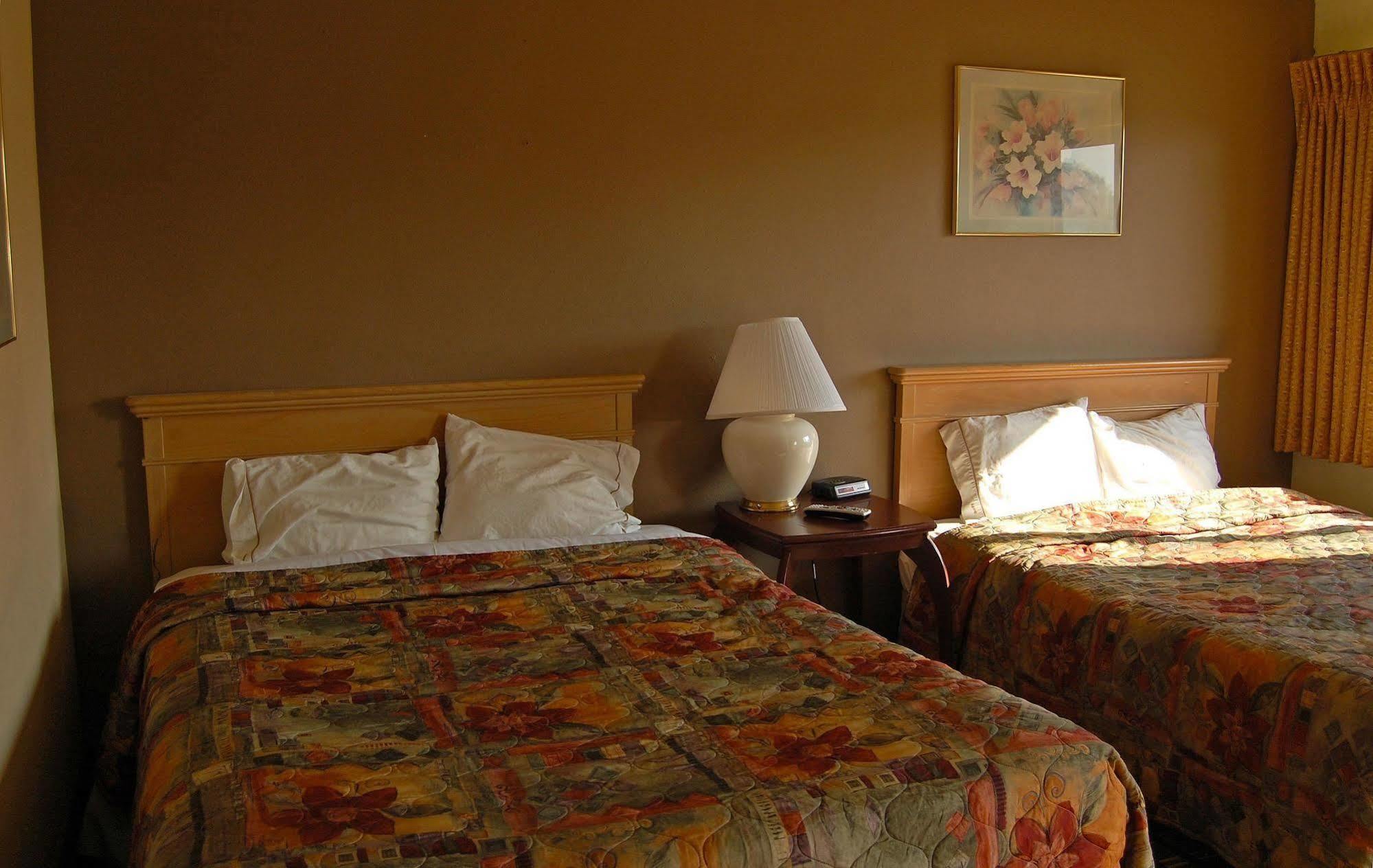 Americas Best Value Inn Red Bluff Zewnętrze zdjęcie